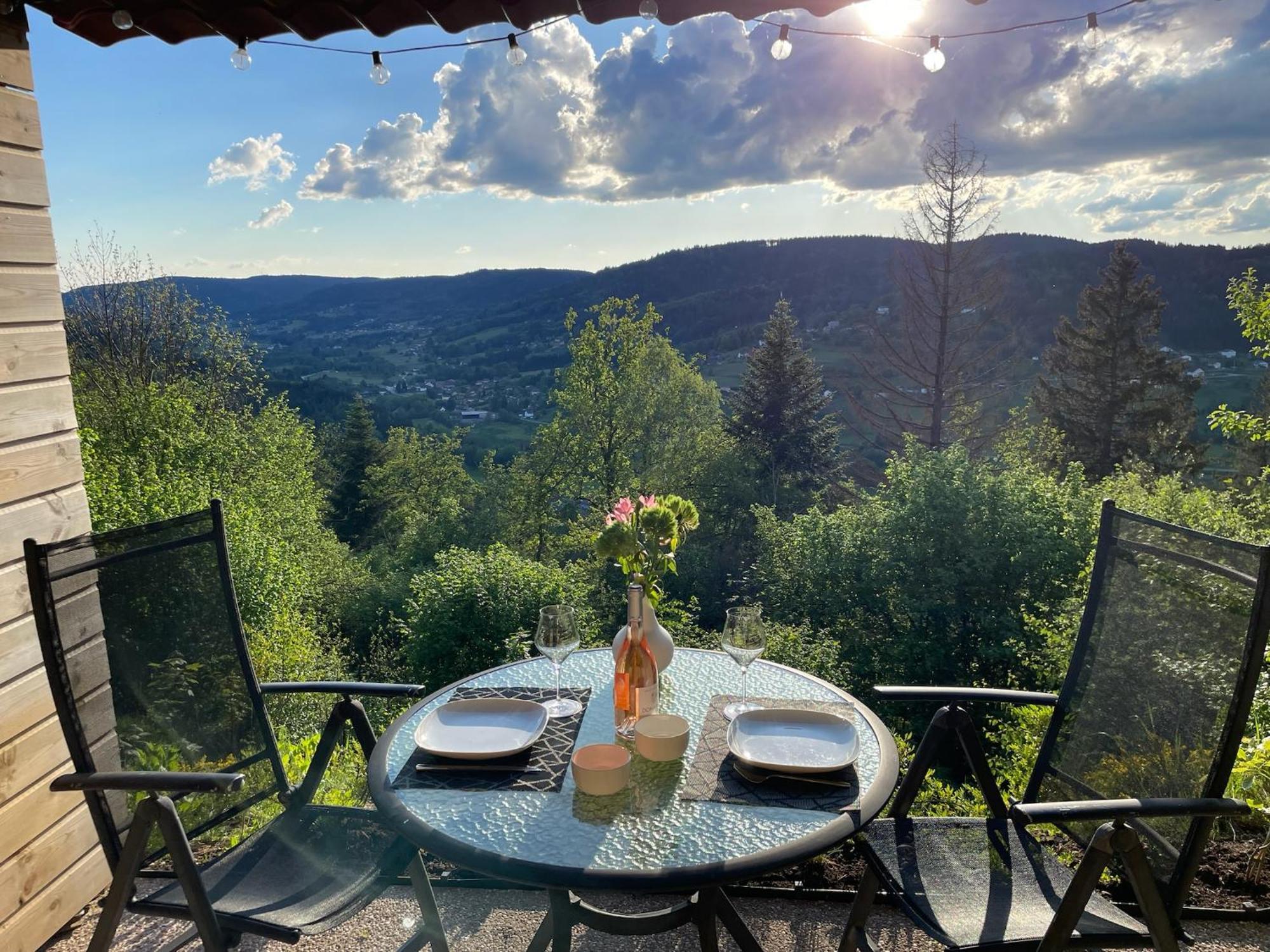 Le Gite Cozy De Bouvacote Avec Vue Panoramique Et Sauna เลอโธลี ภายนอก รูปภาพ