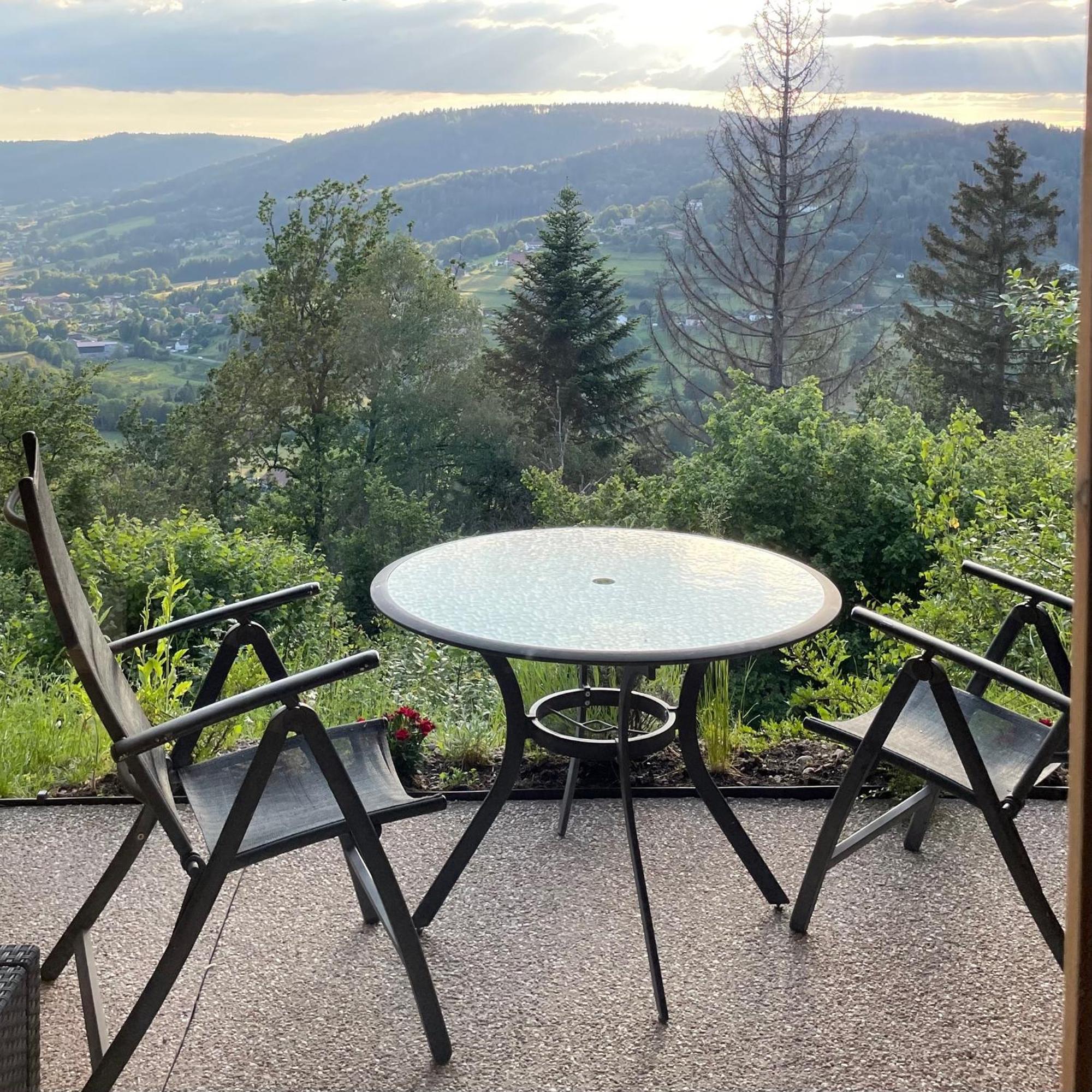 Le Gite Cozy De Bouvacote Avec Vue Panoramique Et Sauna เลอโธลี ภายนอก รูปภาพ